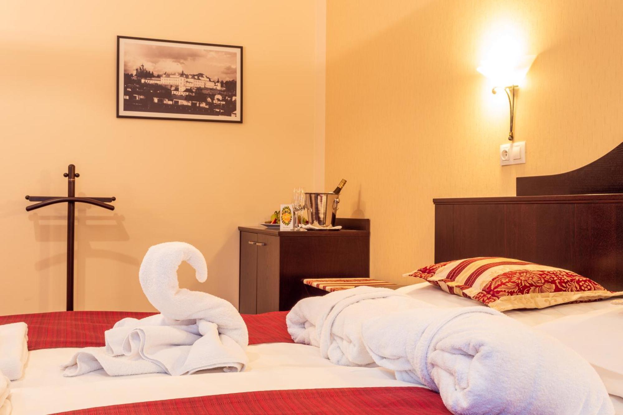 Hotel Studanka Rychnov nad Kneznou Kültér fotó